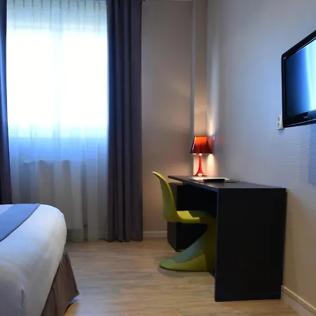 Hotel Le Transatlantique - Lycee Hotelier La Rochelle La Rochelle  Exterior photo